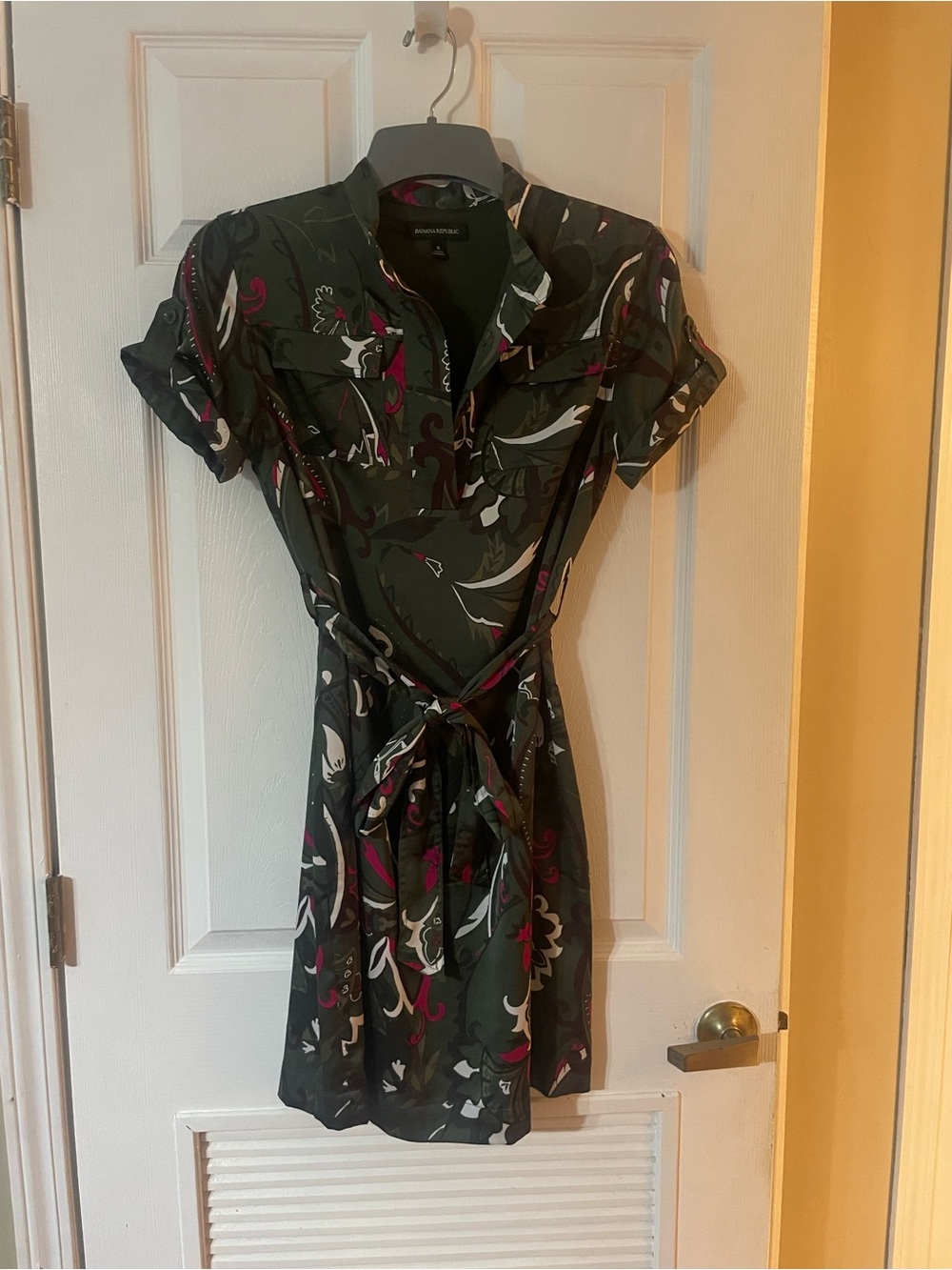 Banana Republic Dark Green Floral Self-Tie Shirt Dress with Pink & White Accents
